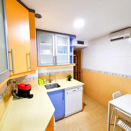 Fuentes Del Pilar Comotucasa شقة *